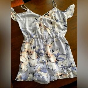 Womens Floral Off-Shoulder Romper Medium